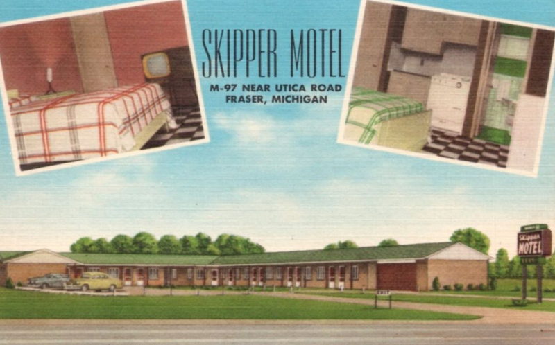 Starlite Motel (Skipper Motel) - Vintage Postcard (newer photo)